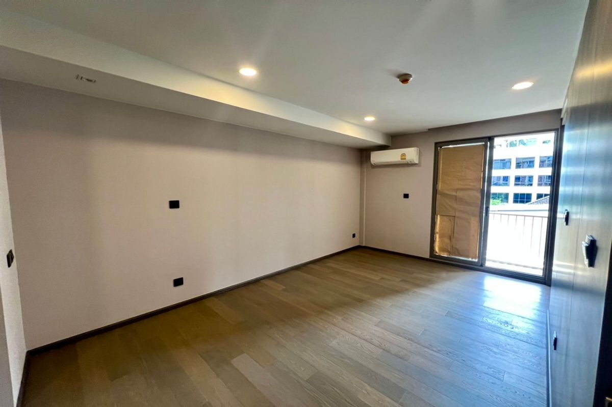 ขายคอนโดสยาม จุฬา สามย่าน : 🔥 สำหรับขายห้องเปล่า !! ทำเลทอง !! 🔥 Code C20250600016..........Klass Siam, 1 ห้องนอน, 1 ห้องน้ำ, ทิศเหนือ, ตกแต่งบางส่วน, ราคาพิเศษ!!📣📣