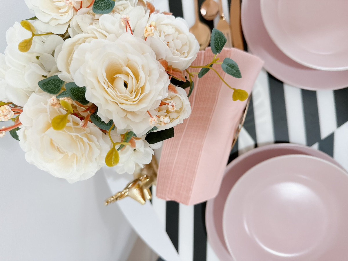 ขายคอนโดรามคำแหง หัวหมาก : บดินทร สวีท โฮม เฟอร์ใหม่ ห้องใหญ่ ทั้งห้อง 🔖 โปรคอนโด ห้องสวยตรงปก สินเชื่อฟรี 