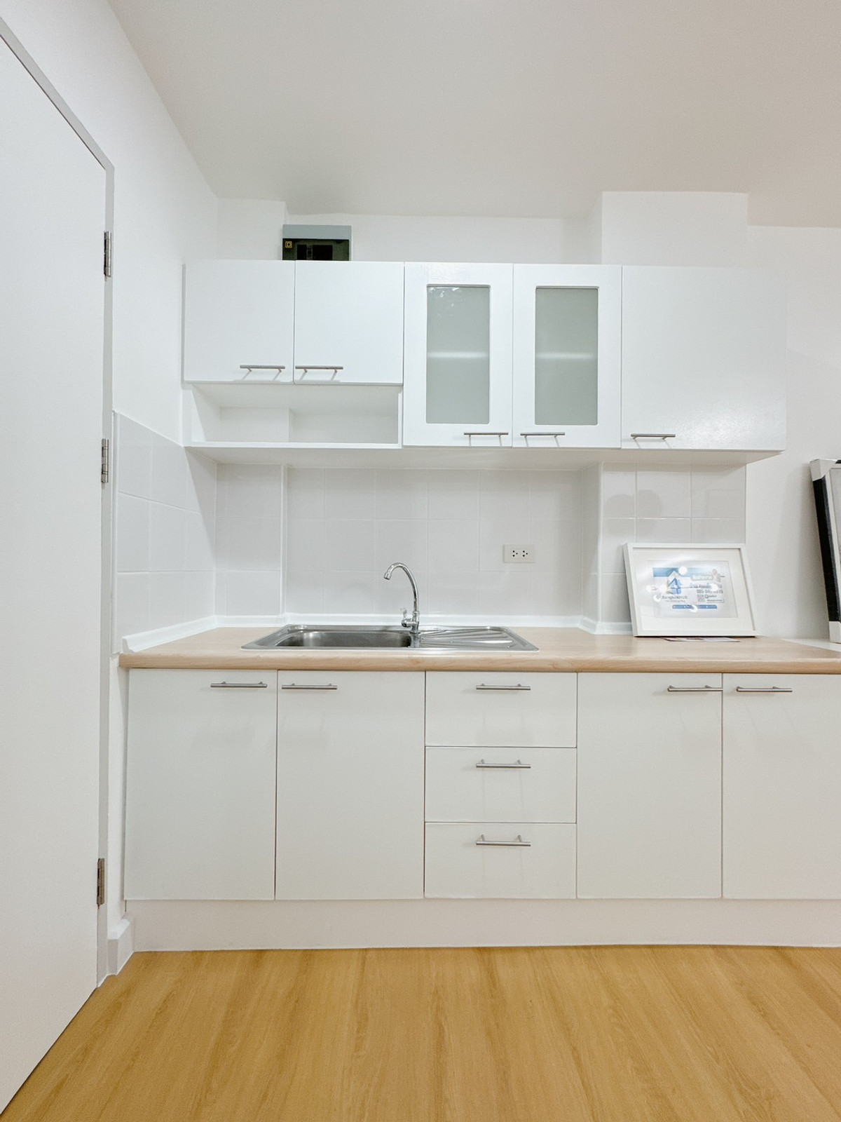 ขายคอนโดรามคำแหง หัวหมาก : บดินทร สวีท โฮม เฟอร์ใหม่ ห้องใหญ่ ทั้งห้อง 🔖 โปรคอนโด ห้องสวยตรงปก สินเชื่อฟรี 