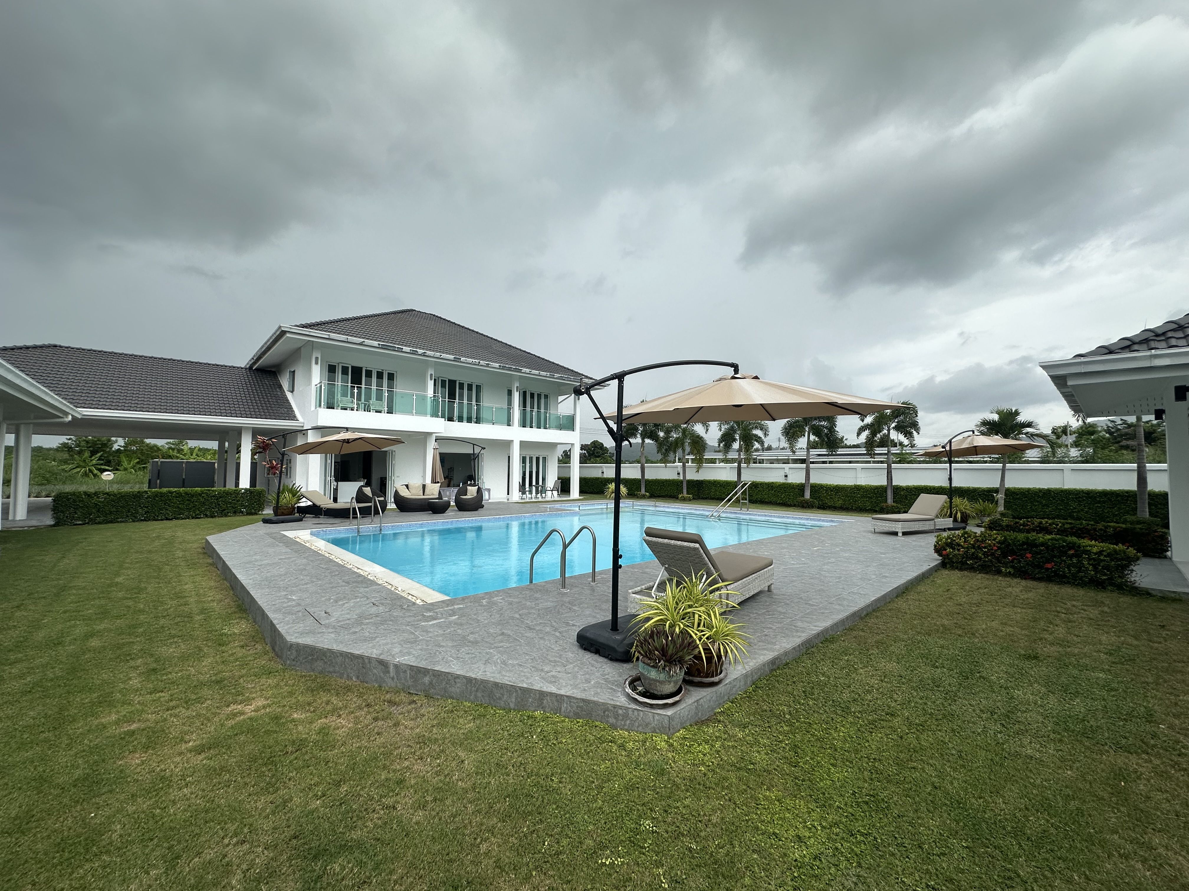For SaleHouseHuahin, Prachuap Khiri Khan, Pran Buri : 7 Bedroom House for sale in Hua Hin City, Prachuap Khiri Khan  U5551491