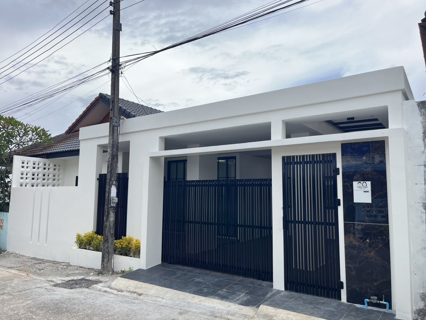 ขายบ้านภูเก็ต : ขาย บ้านเดี่ยว 3 ห้องนอน ในโครงการ วรานีย์บายพาส U5575664