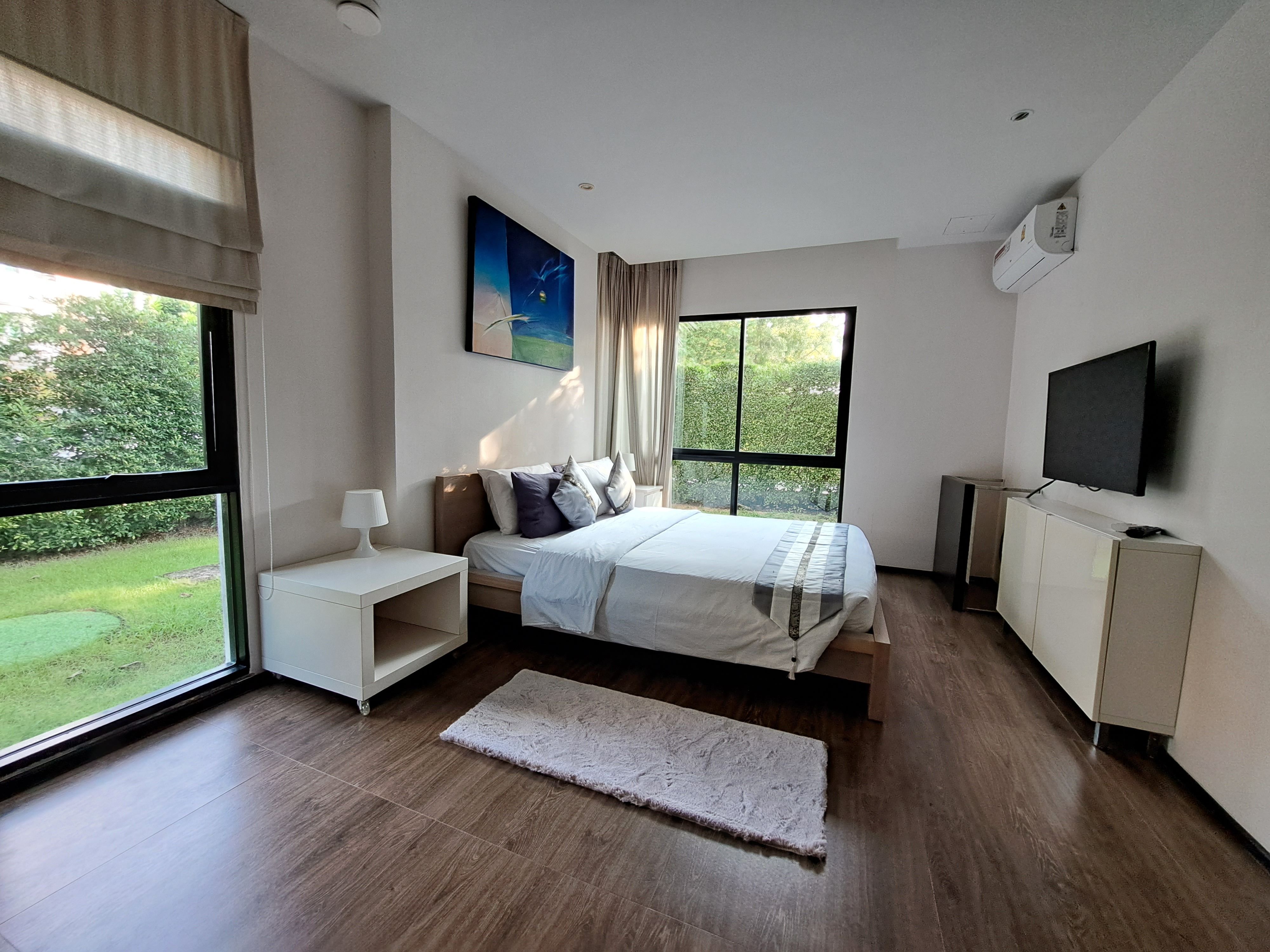 ขายคอนโดภูเก็ต : Beach front condo for sael U5378533