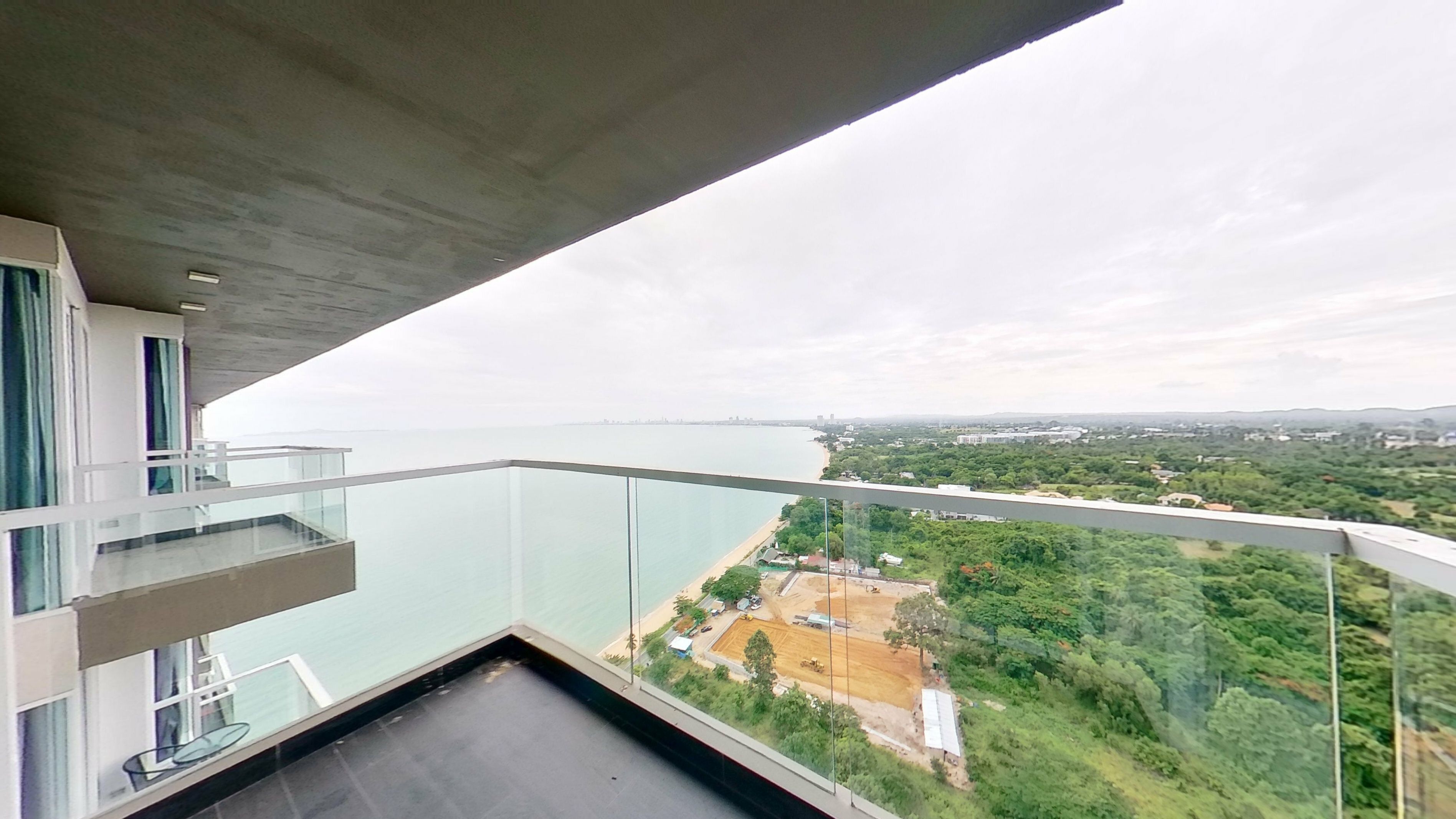 ขายคอนโดพัทยา บางแสน ชลบุรี สัตหีบ : Unbeatable Condo in Bang Sare! 1 Bed + 1 Bath, 41 SqM of Perfection! U967894