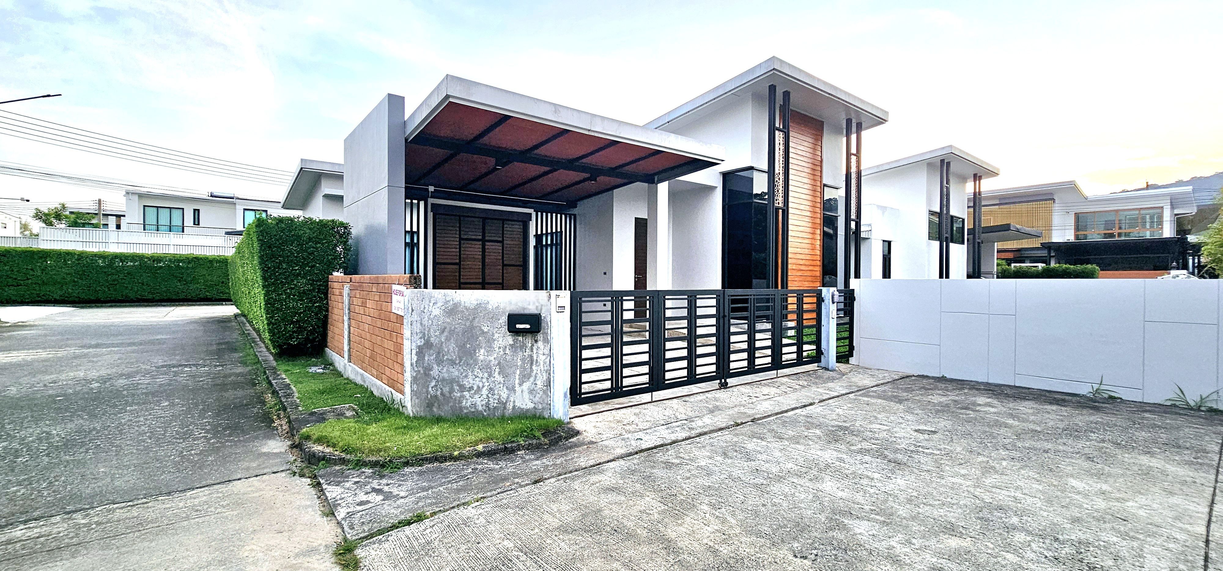 ขายบ้านภูเก็ต : 3 Bedroom for Sale in Grand Boat Plaza at Ratsada U1981948