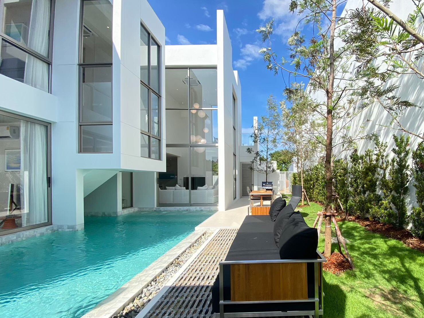 ขายบ้านภูเก็ต : ขาย วิลล่า 3 ห้องนอน ในโครงการ ลักซ์ไพร์ด บาย วัลญา วิลล่า U5552486