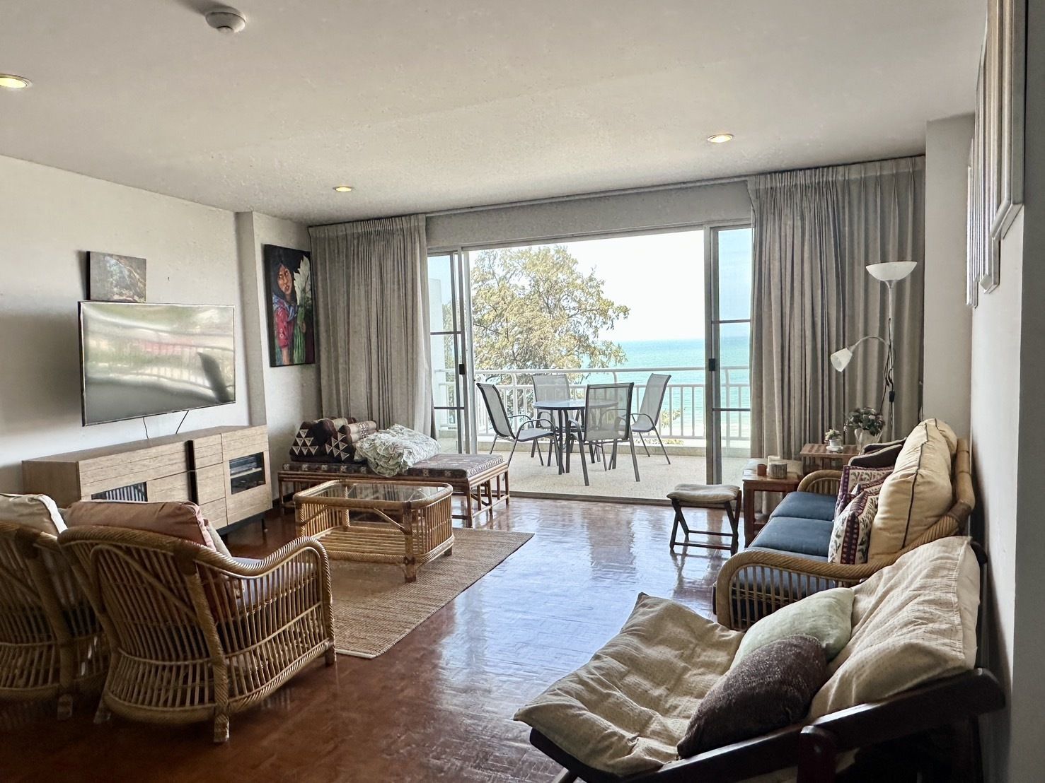 For SaleCondoHuahin, Prachuap Khiri Khan, Pran Buri : 2 Bedroom Condo for sale at Baan Chom View Hua Hin  U5549926