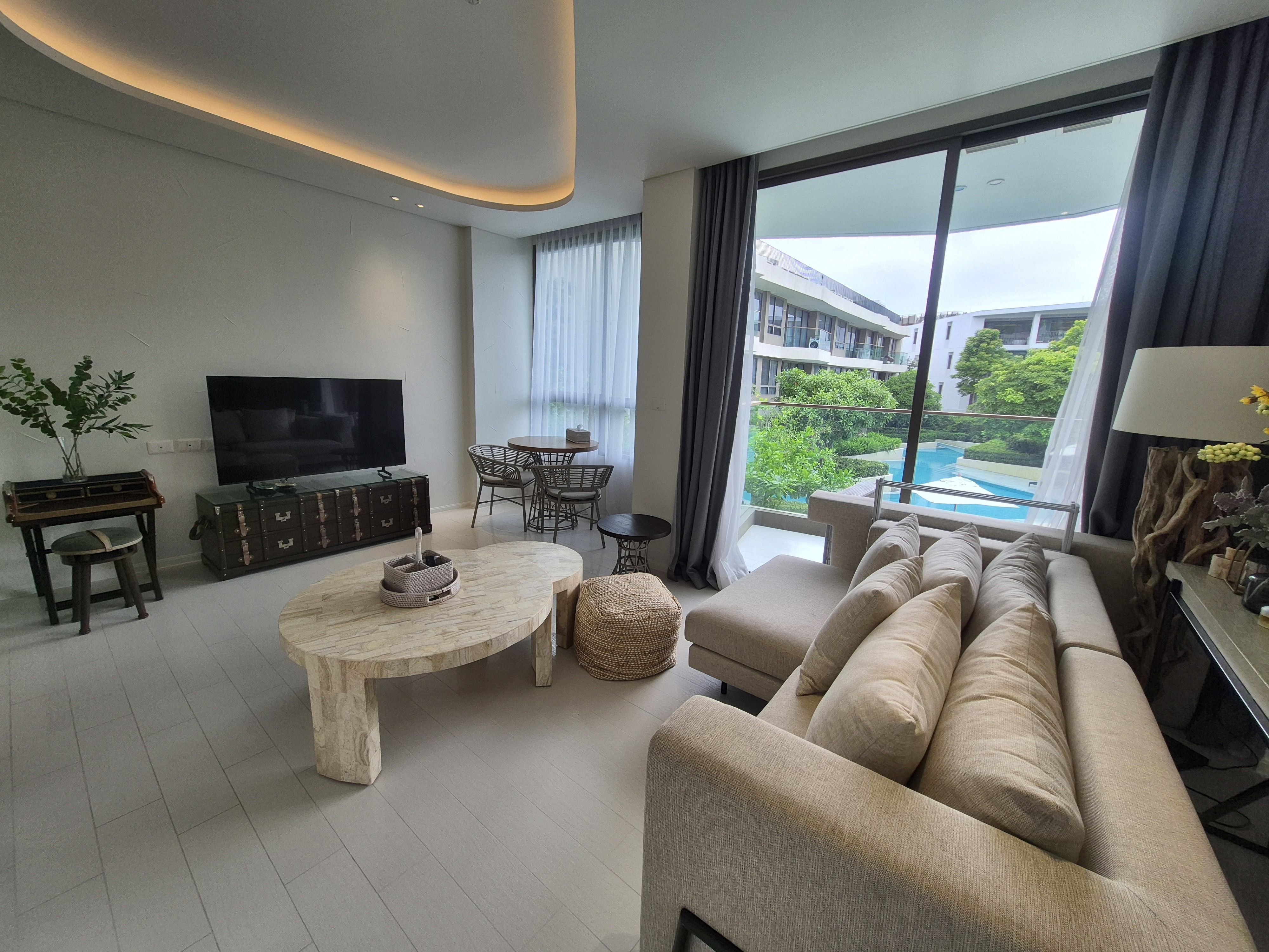 For SaleCondoHuahin, Prachuap Khiri Khan, Pran Buri : 2 Bedroom Condo for Sale at Veranda Residences Hua Hin U5551266