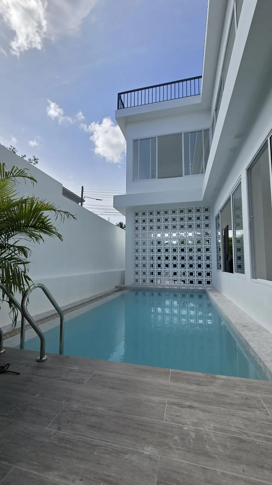 ขายบ้านภูเก็ต : ขาย วิลล่า 3 ห้องนอน ใน ราไวย์, ภูเก็ต U1900595