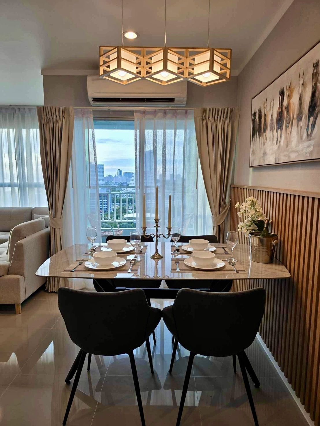 For SaleCondoPattaya, Bangsaen, Chonburi : Renovated 2 Bedroom Unit in Lumpini Jomtien U5585239