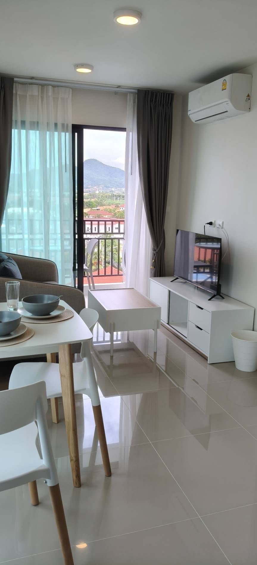 For SaleCondoHuahin, Prachuap Khiri Khan, Pran Buri : Fully furnished top floor condo with great city view U5567344
