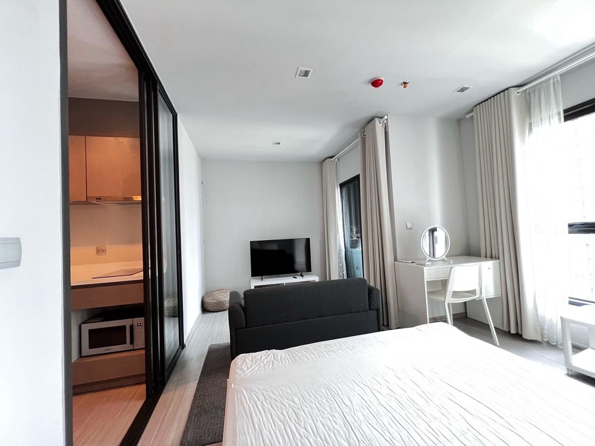 ให้เช่าคอนโดพระราม 9 เพชรบุรีตัดใหม่ RCA : Life Asoke Rama9 ให้เช่า