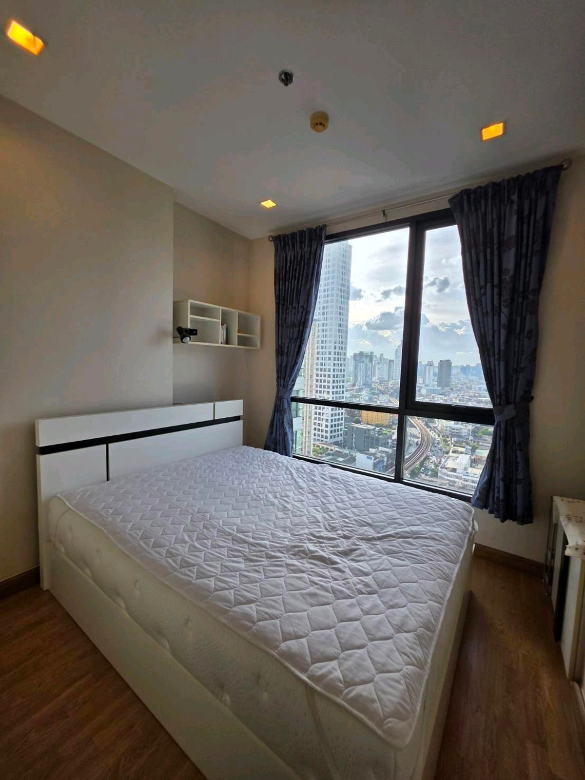 ให้เช่าคอนโดอ่อนนุช อุดมสุข : [RENT] Q House Condo หรูหรา สะดวก Sukhumvit 79 BTS อ่อนนุช 200m 2 ห้องนอน วิวสวย เฟอร์ครบ พร้อมเข้าอยู่ 📞099 415 2664 , 080 369 6366