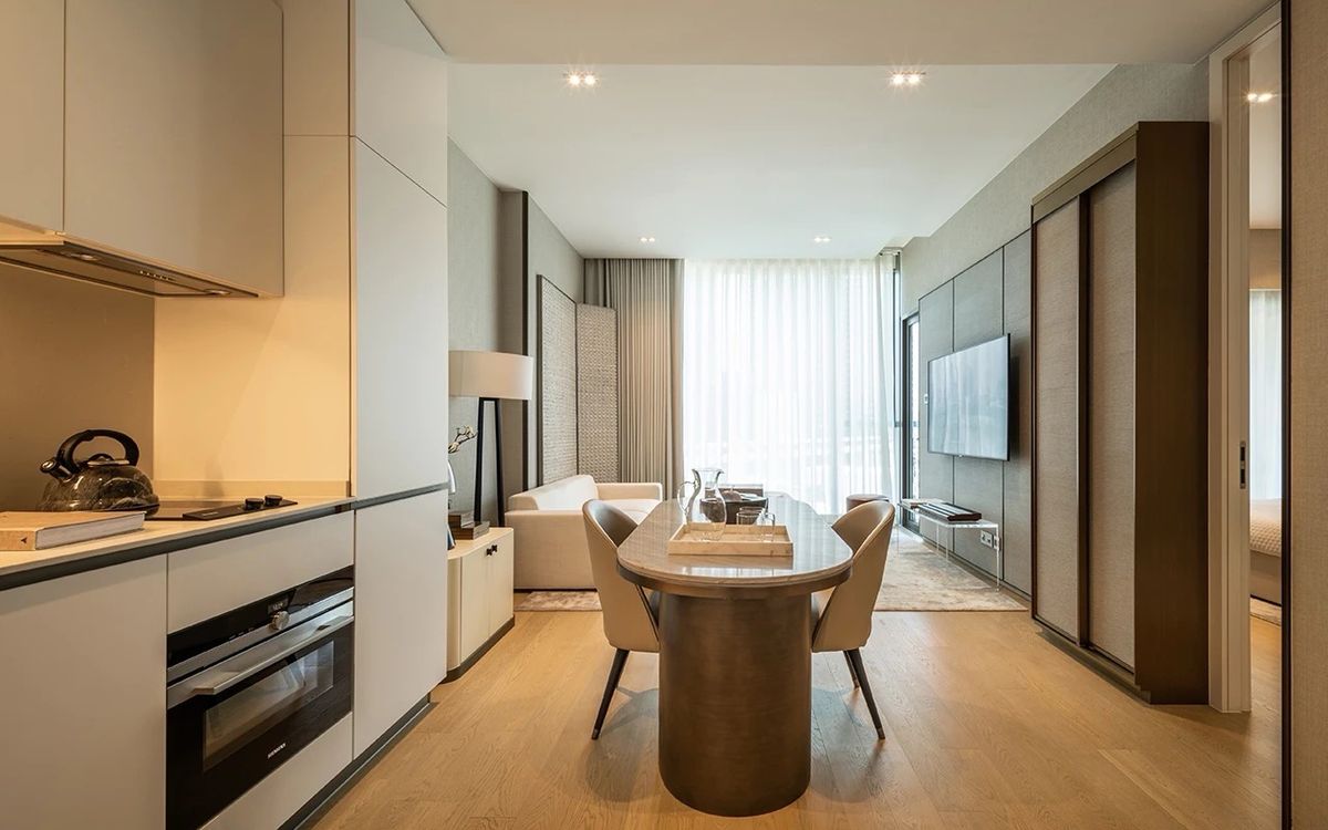 ขายคอนโดสุขุมวิท อโศก ทองหล่อ : The Strand Thonglor 2Bedroom 75 Sq.m. Price 26,000,000 Baht 📞0659826412/ Line : chatt.06