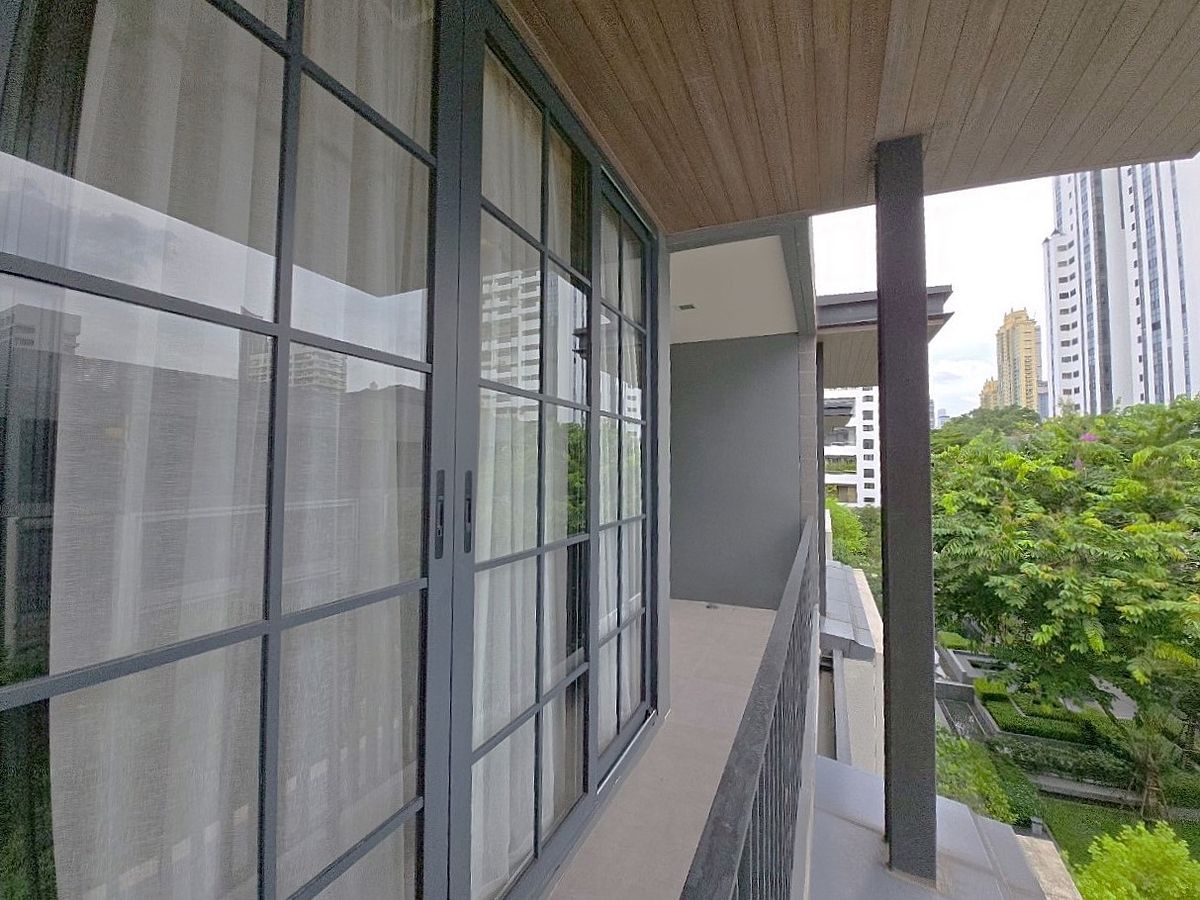 HouseSukhumvit, Asoke, Thonglor : Luxury House in private project at Phrom Phong ** NO CO-AGENT **  