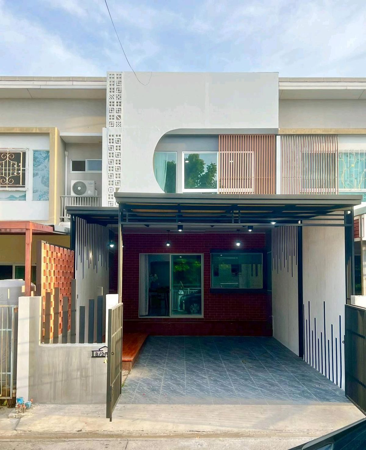 ขายทาวน์โฮมบางนา แบริ่ง ลาซาล : ขายด่วน#อินดี้บางนาบ้านสวยพร้อมเข้าอยู่