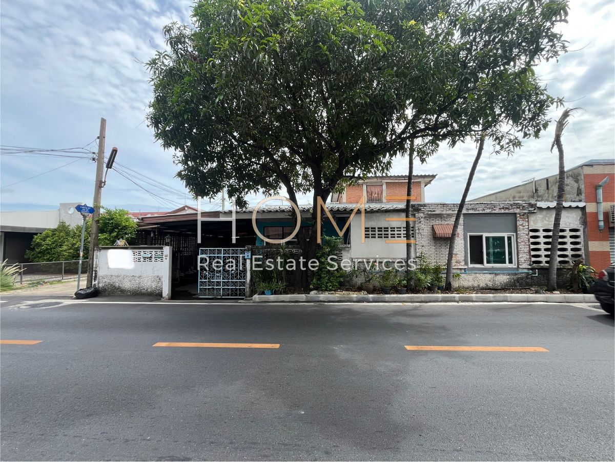 ขายบ้านโชคชัย4 ลาดพร้าว71 : นาคนิวาส 27 / 3 ห้องนอน (ขาย), Nakniwat 27 / 3 Bedrooms (FOR SALE) RUK958