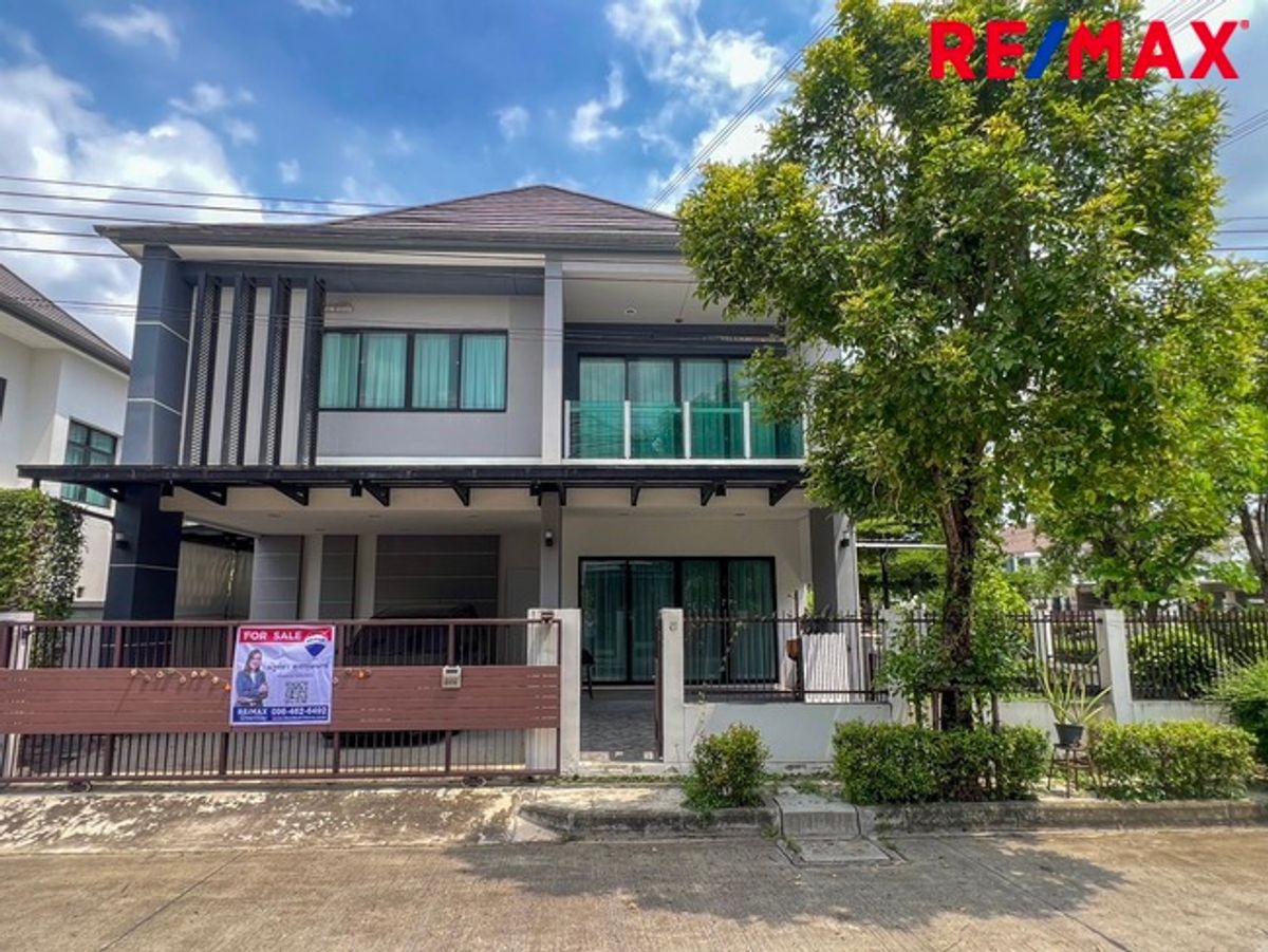 ขายบ้านบางนา แบริ่ง ลาซาล : ขายบ้านเดี่ยว 2 ชั้น หลังมุม วิวสวน-สระน้ำ | หมู่บ้านบลูลากูน 2 บางนา–วงแหวน | ใกล้เมกาบางนา