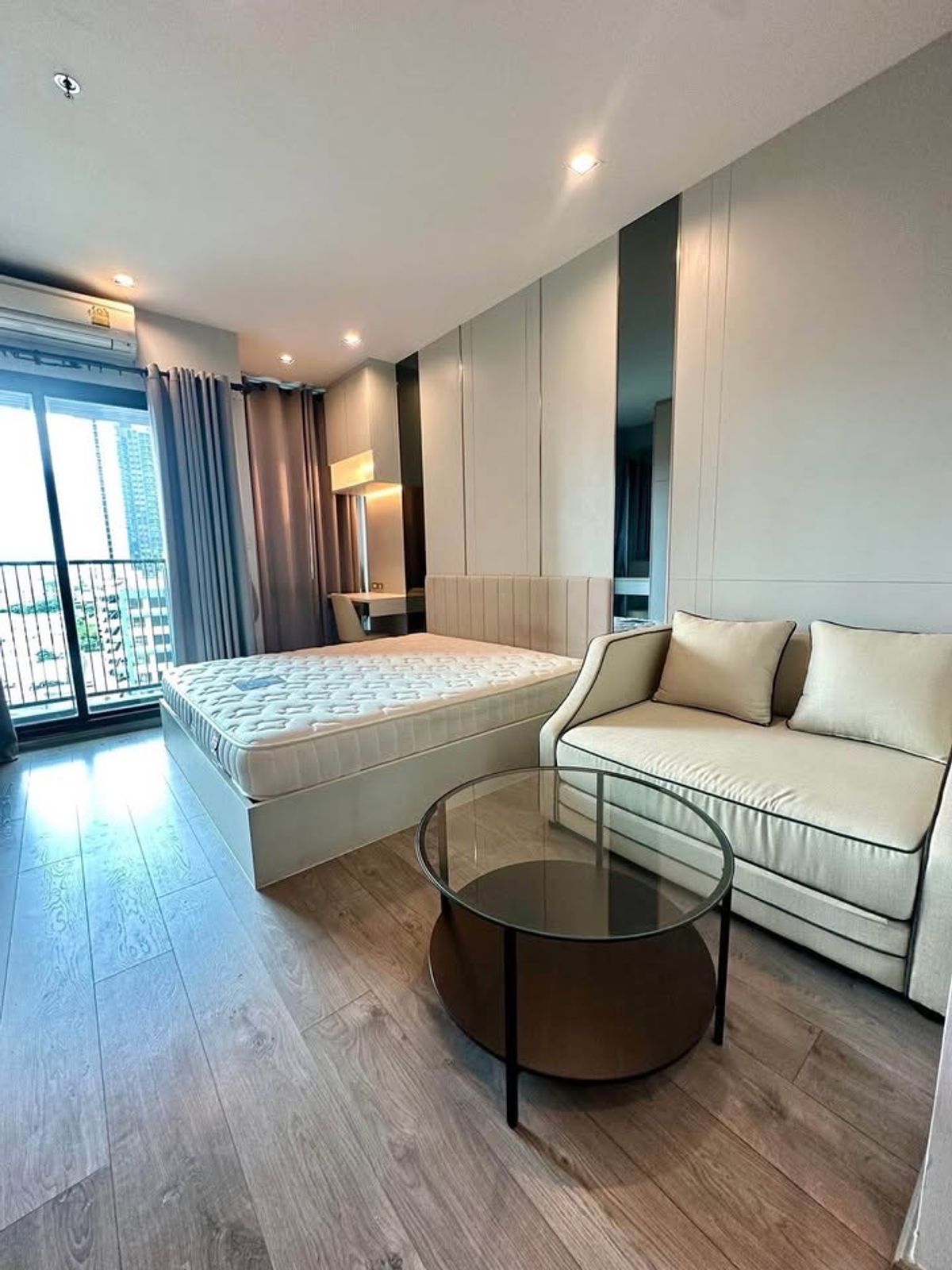 ขายคอนโดลาดพร้าว เซ็นทรัลลาดพร้าว : (P0046) For Sale 🔥 Whizdom Avenue รัชดา-ลาดพร้าว  🏢 Price 3,800,000 Baht