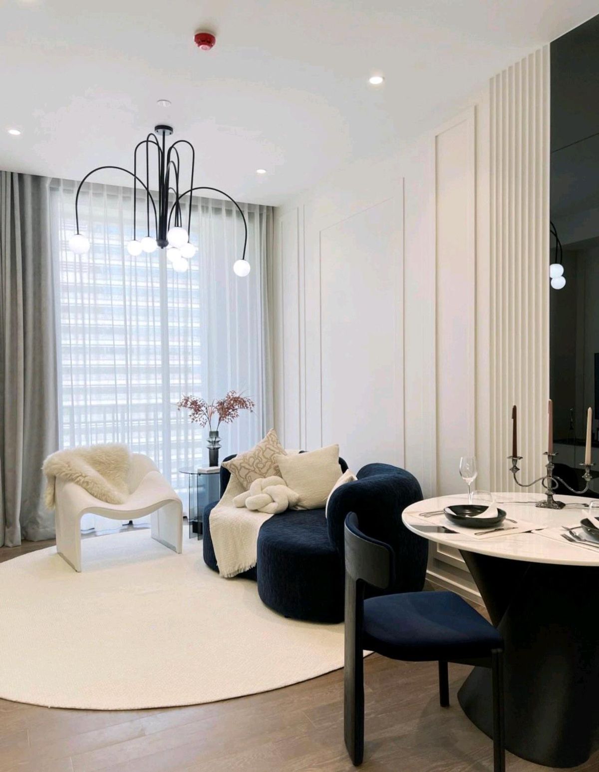 ให้เช่าคอนโดวิทยุ ชิดลม หลังสวน : Muniq Langsuan 