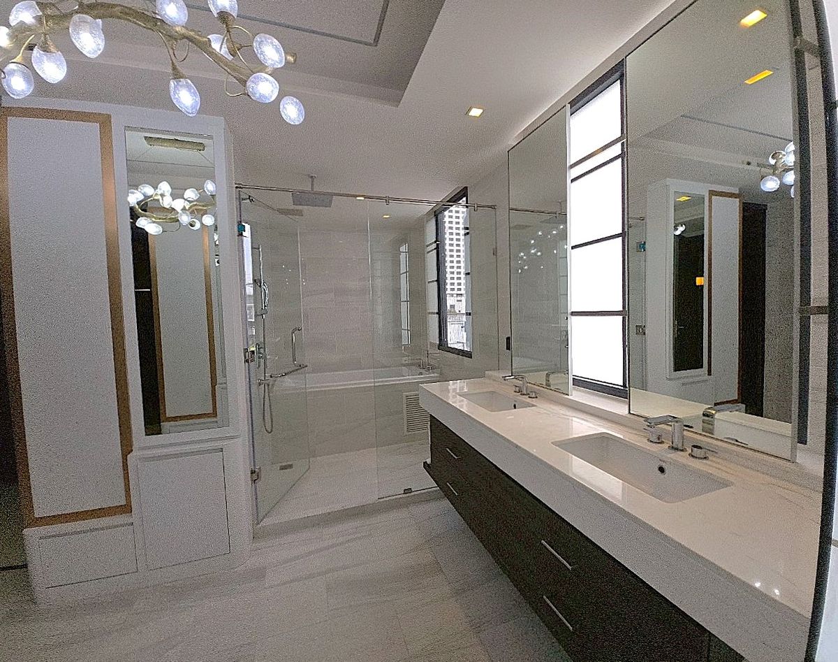 HouseSukhumvit, Asoke, Thonglor : Luxury House in private project at Phrom Phong ** NO CO-AGENT **  