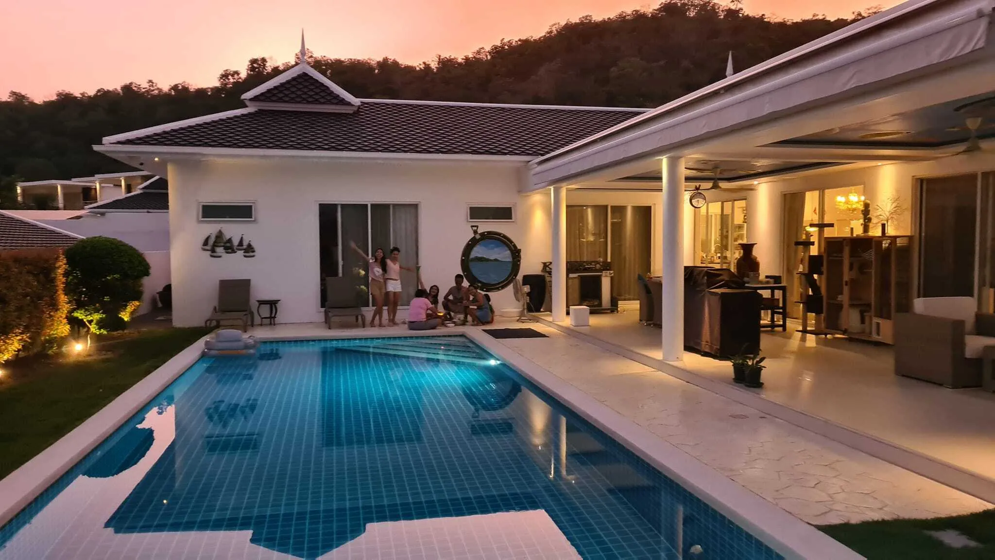 ขายบ้านหัวหิน ประจวบคีรีขันธ์ : ขาย วิลล่า 3 ห้องนอน ในโครงการ ฟอลคอน ฮิลล์ ลัคชัวรี่ พูลวิลล่า U1367620