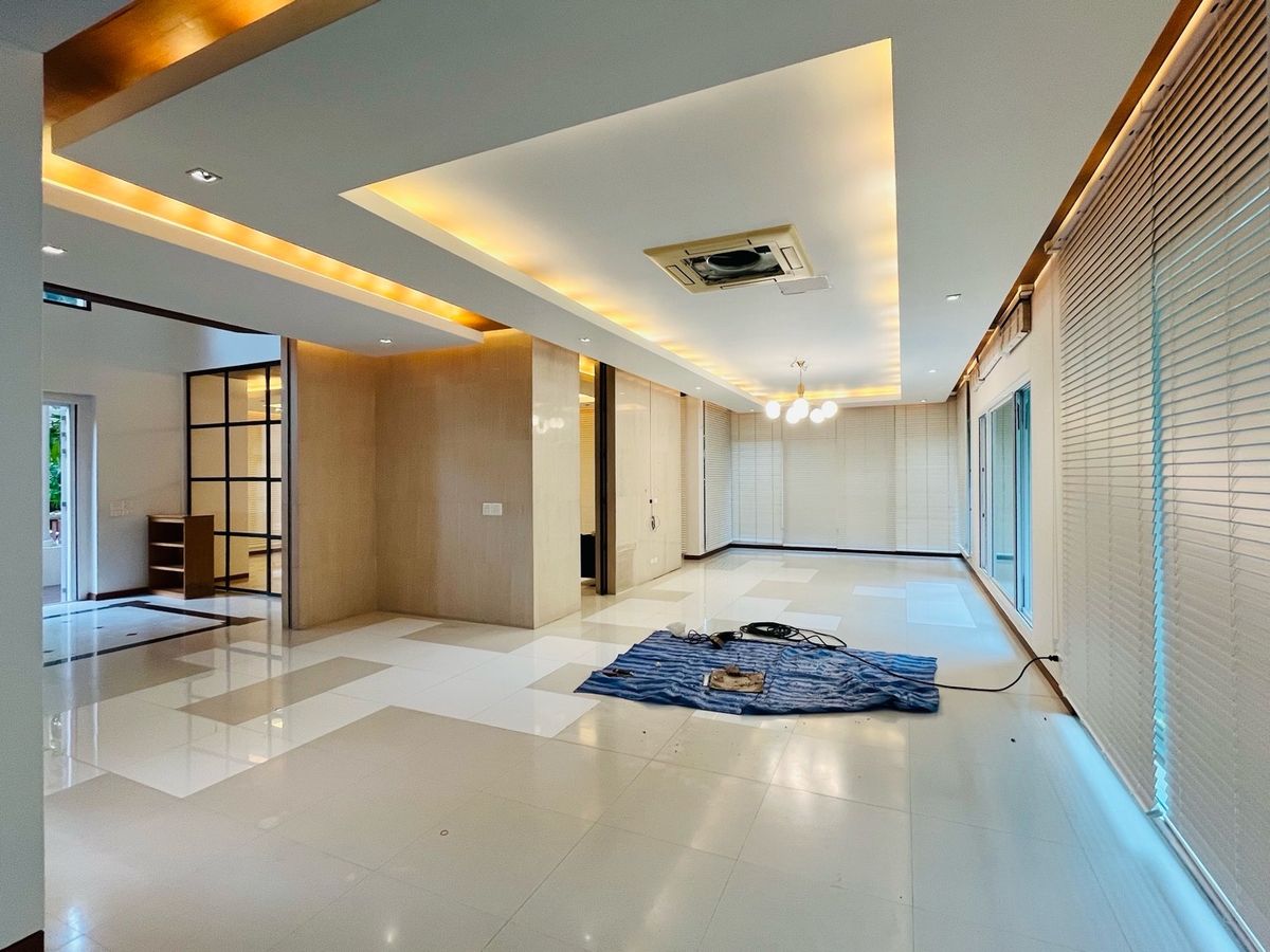 ให้เช่าบ้านบางนา แบริ่ง ลาซาล : เช่าพฤกษ์ภิรมย์รีเจ้นท์สุขุมวิท บางนา บ้านเดี่ยวถนนสุขุมวิท ซอยแบริ่ง สุขุมวิท 107 ซอยลาซาล สุขุมวิท 105 บ้านเดี่ยวพร้อมสระว่ายน้ำ 5ห้องนอน