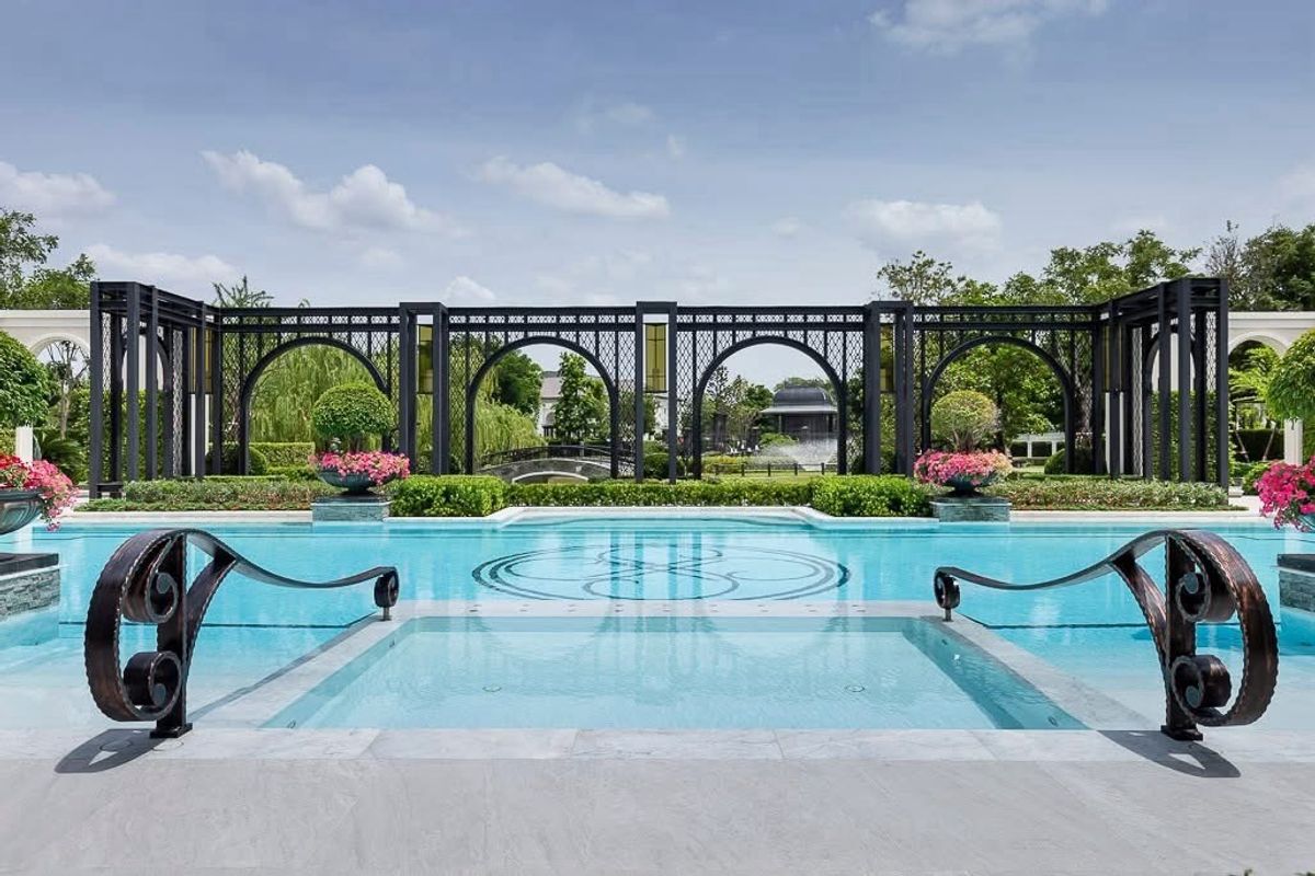 ขายบ้านพัฒนาการ ศรีนครินทร์ : 🔥 บ้านแสนสิริ พัฒนาการ 4 ห้องนอน 543 ตรม. เพียง 123 ล้าน* ติดต่อ 093-616-4456 (ฝ่ายขาย)