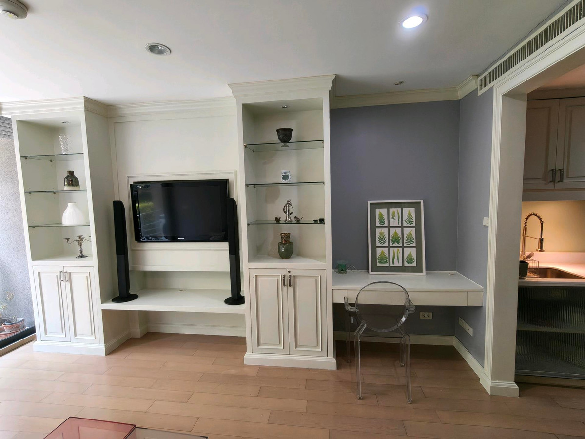 ให้เช่าคอนโดวิทยุ ชิดลม หลังสวน : For Rent Noble Ambience Sarasin 
📍 Location: ถ.สารสิน, สวนลุมพินี, รพ.จุฬา