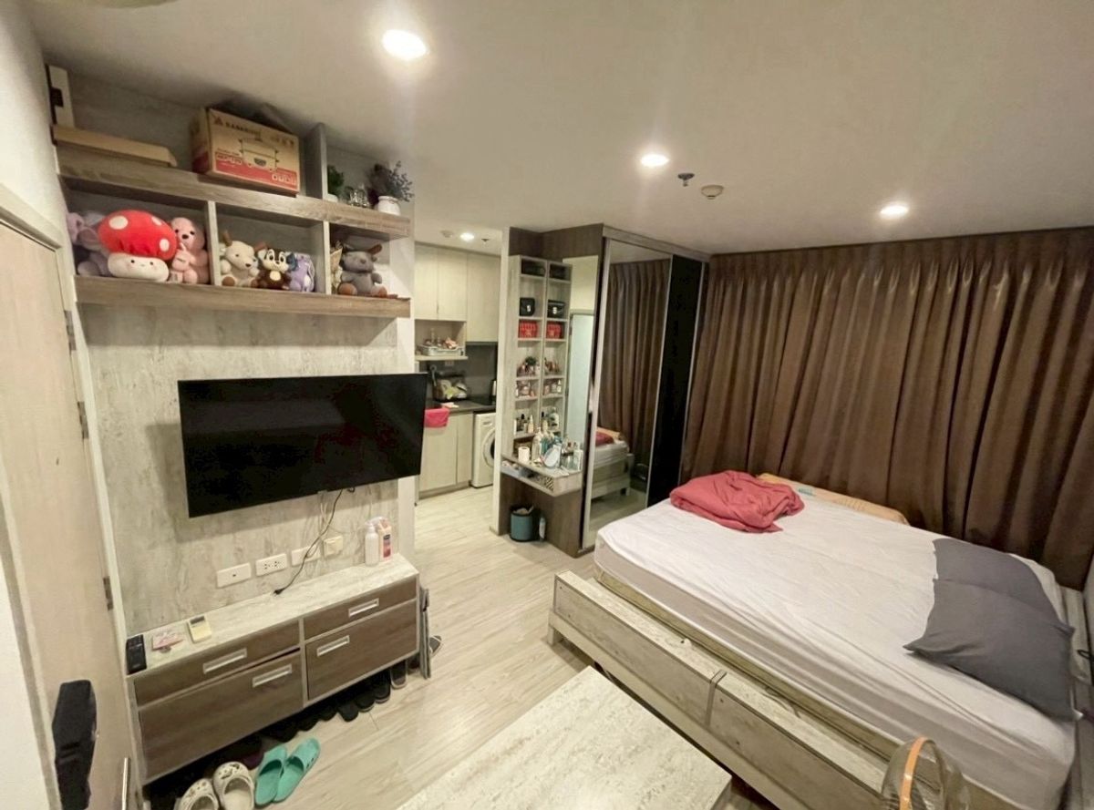 ให้เช่าคอนโดบางนา แบริ่ง ลาซาล : For Rent : Ideo Mobi Sukhumvit  Eastgate - BTS BangNa 
( 24 Sqm , 16th Floor ) 