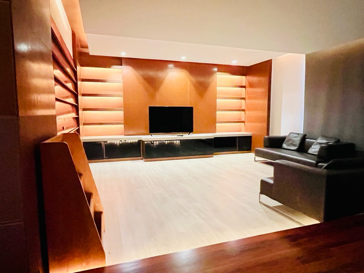 ให้เช่าบ้านบางนา แบริ่ง ลาซาล : เช่าพฤกษ์ภิรมย์รีเจ้นท์สุขุมวิท บางนา บ้านเดี่ยวถนนสุขุมวิท ซอยแบริ่ง สุขุมวิท 107 ซอยลาซาล สุขุมวิท 105 บ้านเดี่ยวพร้อมสระว่ายน้ำ 5ห้องนอน