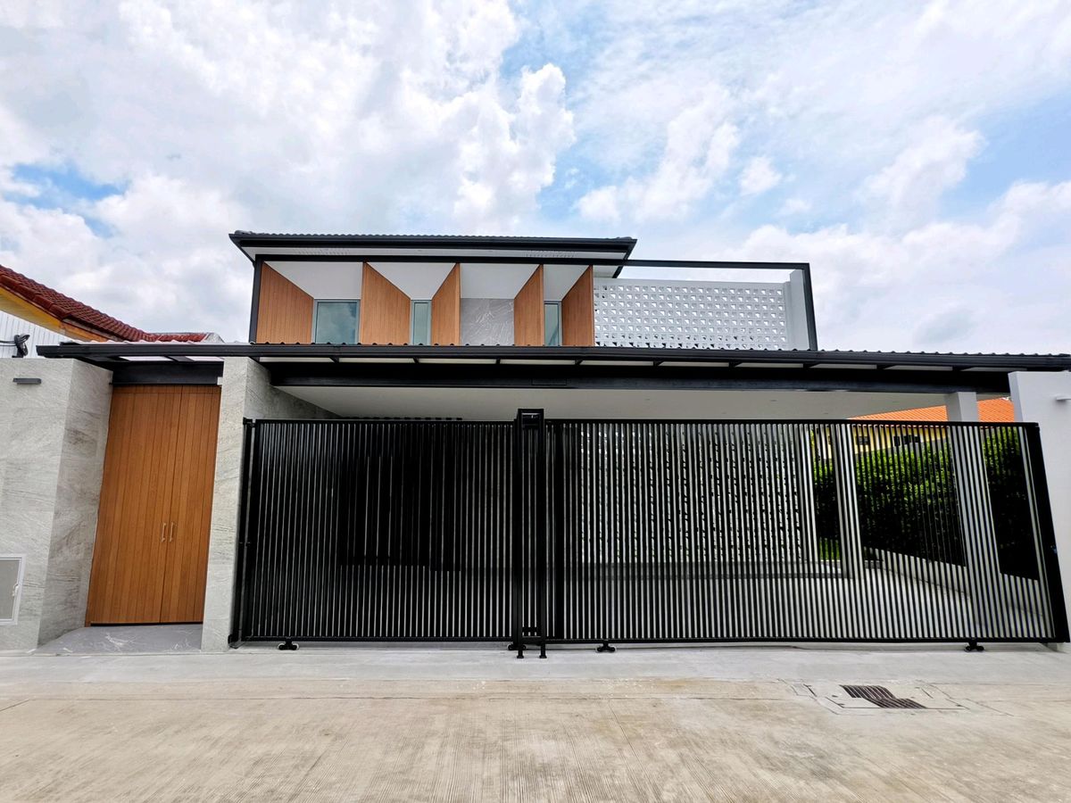 ขายบ้านมีนบุรี-ร่มเกล้า : 🔥ด่วนราคาพิเศษ🔥บ้านใหม่ รามคำแหง118 หรูหรา ร่มรื่น เป็นส่วนตัว