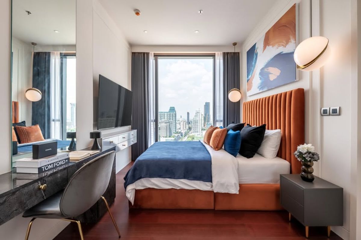 CondoSukhumvit, Asoke, Thonglor : ✨ The best of luxury! Condo KHUN by Yoo Sukhumvit 55 (Thonglor), beautiful room, rewarding with Thonglor view, whole line!  🥂