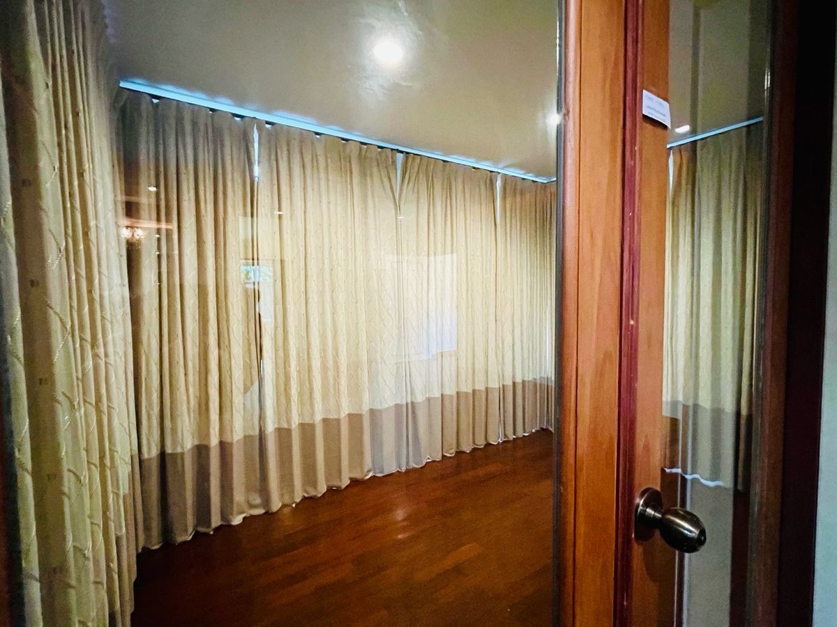 ให้เช่าบ้านบางนา แบริ่ง ลาซาล : เช่าพฤกษ์ภิรมย์รีเจ้นท์สุขุมวิท บางนา บ้านเดี่ยวถนนสุขุมวิท ซอยแบริ่ง สุขุมวิท 107 ซอยลาซาล สุขุมวิท 105 บ้านเดี่ยวพร้อมสระว่ายน้ำ 5ห้องนอน