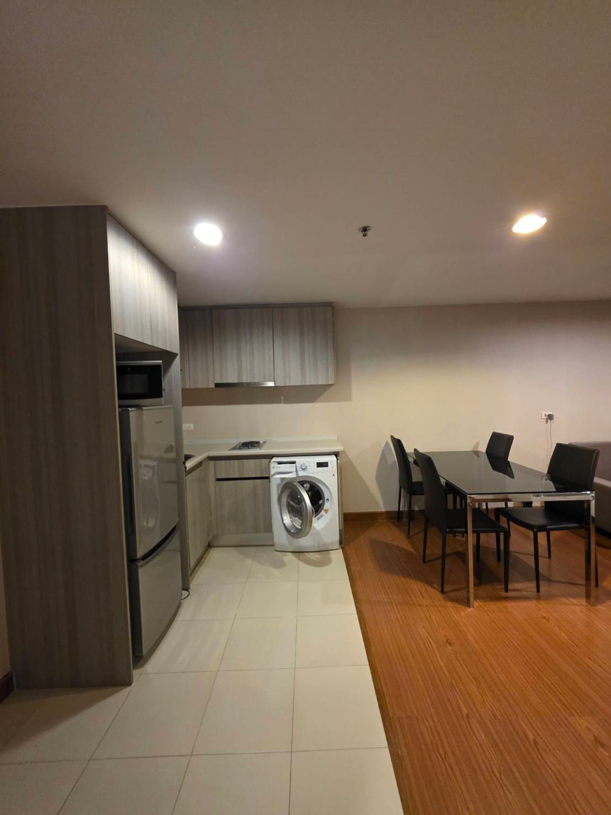 ให้เช่าคอนโดพระราม 9 เพชรบุรีตัดใหม่ RCA : For Rent Belle grand rama 9  next to Central rama9