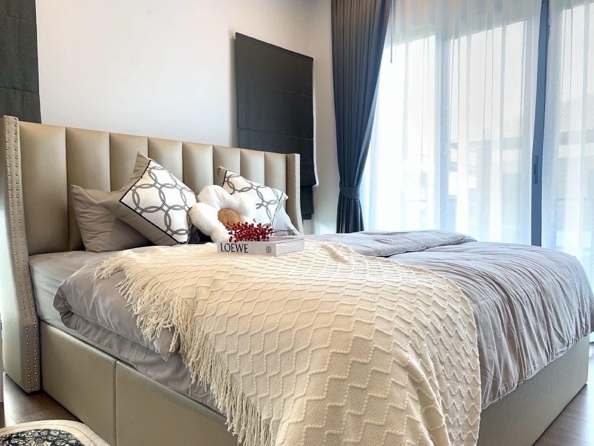 For RentHouseBangna, Bearing, Lasalle : 📢👇 Luxury detached house , next to Mega-Bangna, many international schools and hospitals, fully furnished 