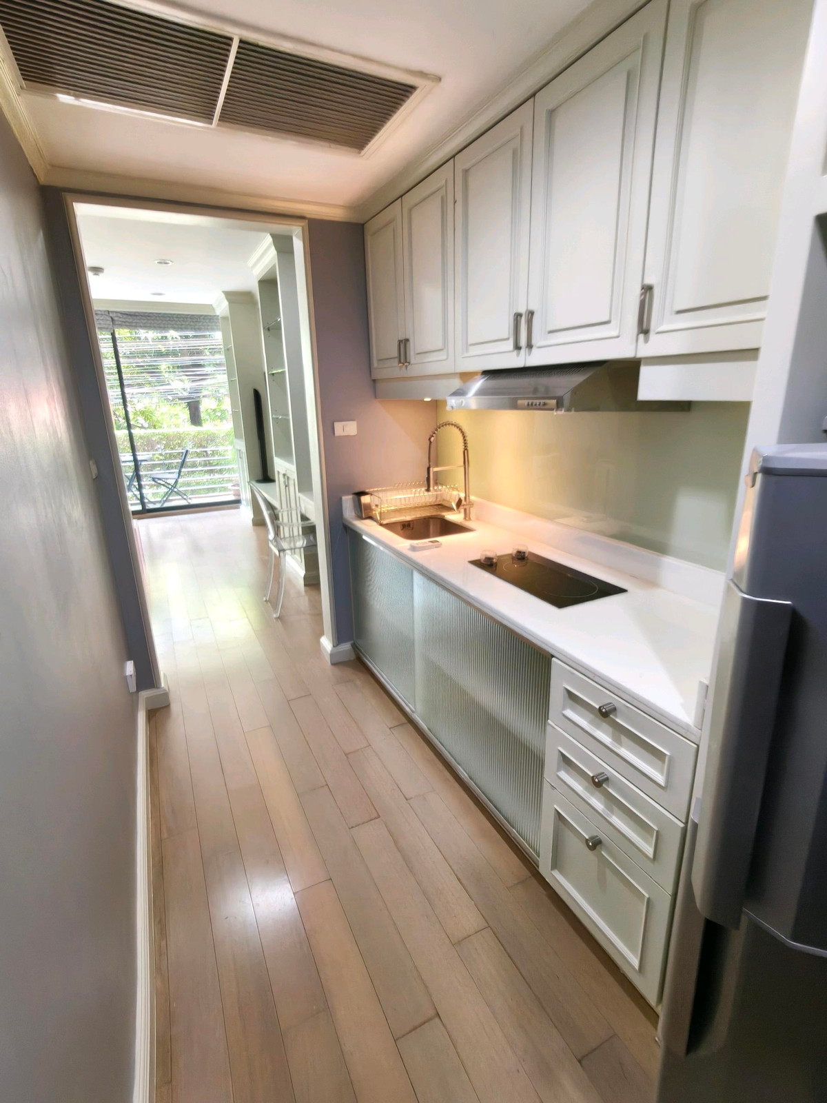 ให้เช่าคอนโดวิทยุ ชิดลม หลังสวน : For Rent Noble Ambience Sarasin 
📍 Location: ถ.สารสิน, สวนลุมพินี, รพ.จุฬา