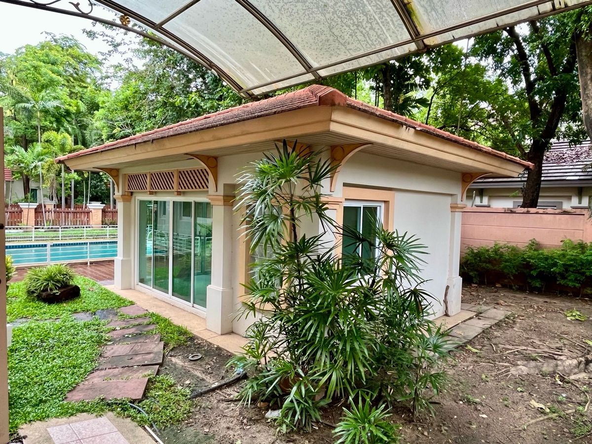 ให้เช่าบ้านบางนา แบริ่ง ลาซาล : เช่าพฤกษ์ภิรมย์รีเจ้นท์สุขุมวิท บางนา บ้านเดี่ยวถนนสุขุมวิท ซอยแบริ่ง สุขุมวิท 107 ซอยลาซาล สุขุมวิท 105 บ้านเดี่ยวพร้อมสระว่ายน้ำ 5ห้องนอน