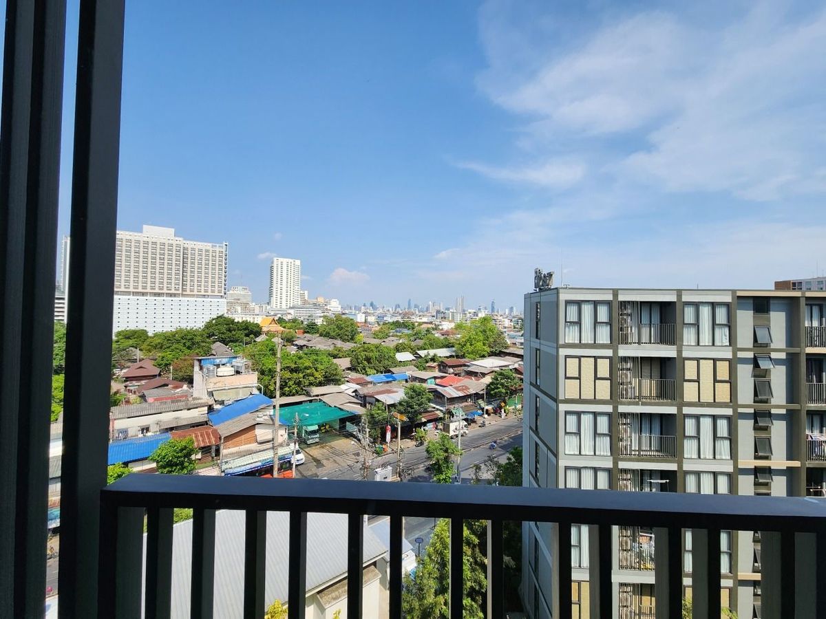 ให้เช่าคอนโดวงเวียนใหญ่ เจริญนคร : **สถานะตามภาพปก!! ว่างแล้ว ให้เช่า The Most อิสรภาพ** ชั้น 8 บนสุด พร้อมอยู่ ใกล้ศิริราช ท่าเรื่อวังหลัง ทิศดีมากๆ ไม่ร้อนครับ