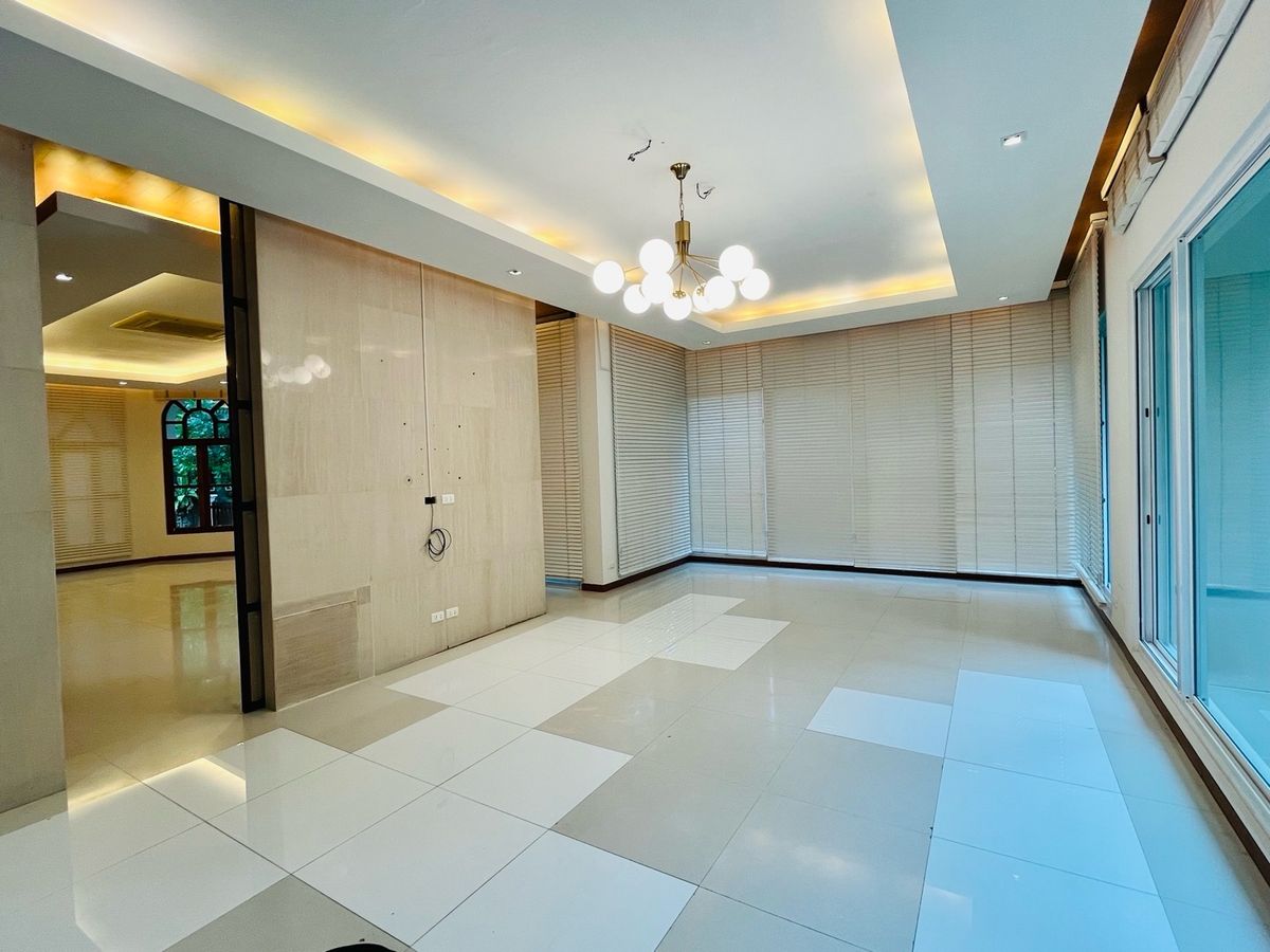 ให้เช่าบ้านบางนา แบริ่ง ลาซาล : เช่าพฤกษ์ภิรมย์รีเจ้นท์สุขุมวิท บางนา บ้านเดี่ยวถนนสุขุมวิท ซอยแบริ่ง สุขุมวิท 107 ซอยลาซาล สุขุมวิท 105 บ้านเดี่ยวพร้อมสระว่ายน้ำ 5ห้องนอน