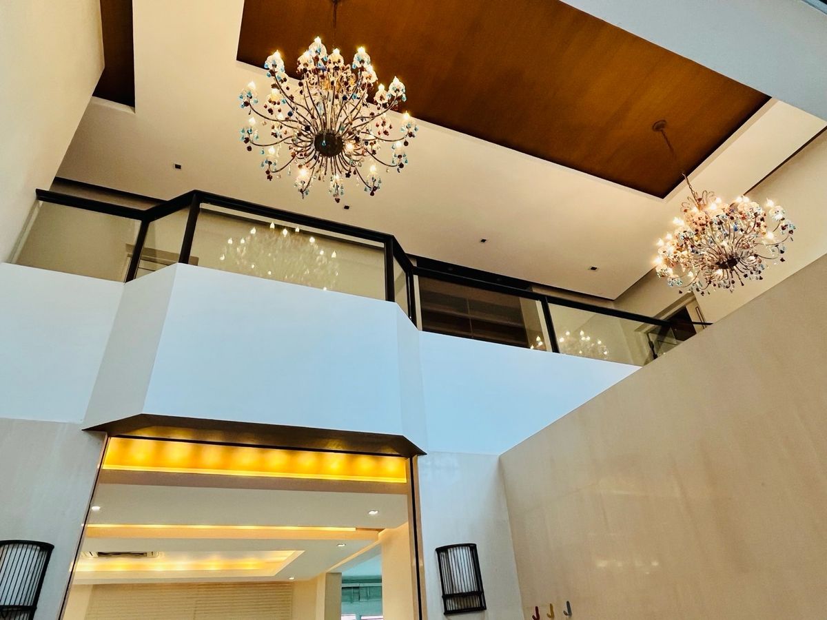 ให้เช่าบ้านบางนา แบริ่ง ลาซาล : เช่าพฤกษ์ภิรมย์รีเจ้นท์สุขุมวิท บางนา บ้านเดี่ยวถนนสุขุมวิท ซอยแบริ่ง สุขุมวิท 107 ซอยลาซาล สุขุมวิท 105 บ้านเดี่ยวพร้อมสระว่ายน้ำ 5ห้องนอน