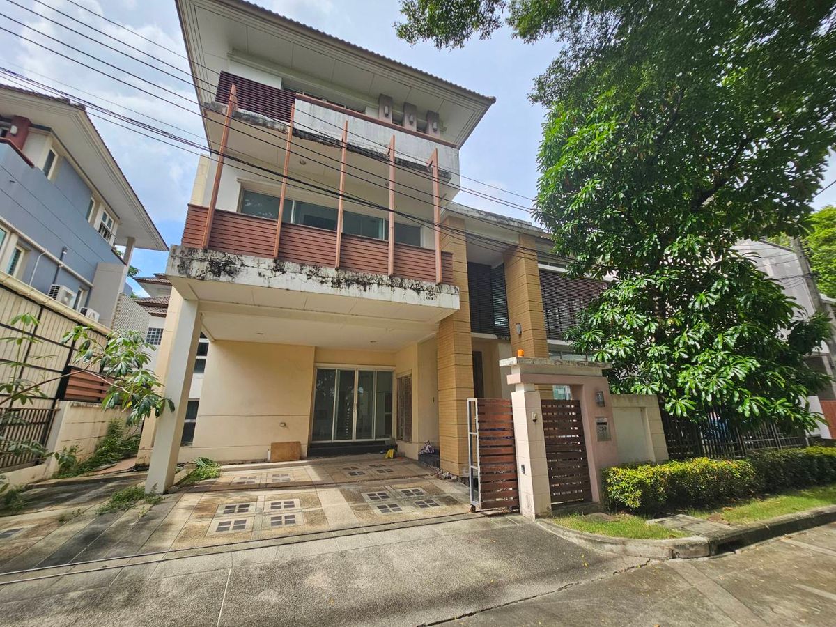 ขายบ้านเกษตร นวมินทร์ ลาดปลาเค้า : แกรนด์ บางกอก บูเลอวาร์ด เกษตร - นวมินทร์  Grand Bangkok Boulevard Kaset - Nawamin