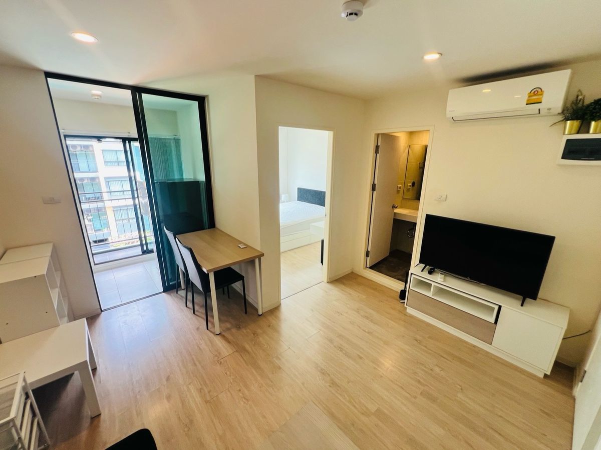 ให้เช่าคอนโดลาดกระบัง สุวรรณภูมิ : ปล่อยเช่า คอนโด i condo green space sukhumvit 77 ลาดกระบัง 
1ห้องนอน 1ห้องน้ำ 1ห้องครัว 1ห้องรับแขก 1ระเบียง ขนาดห้อง  28 ตรม. ✅ห้องวิว สระว่ายน้ำ

ค่าเช่าล่วงหน้า 1เดือน +ประกัน2เดือน 
สัญญา1ปี ✅ 11,000/เดือน

☎️สนใจโทร 0649909462 ไก่ครับ