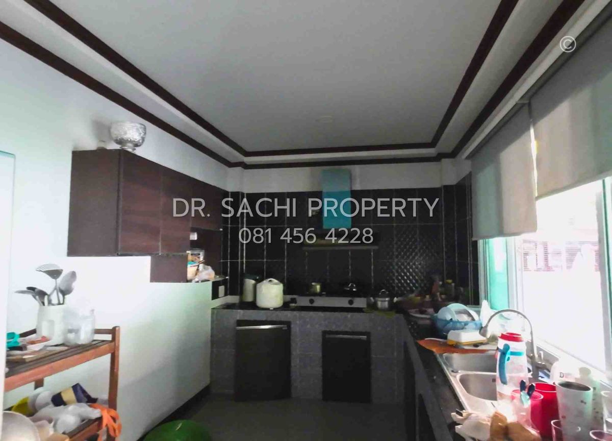 ขายบ้านฉะเชิงเทรา : ขายบ้านเดี่ยว ทำเลดี ถ.ศรีโสธรตัดใหม่ ใกล้ วัดโสธร จ.ฉะเชิงเทรา 