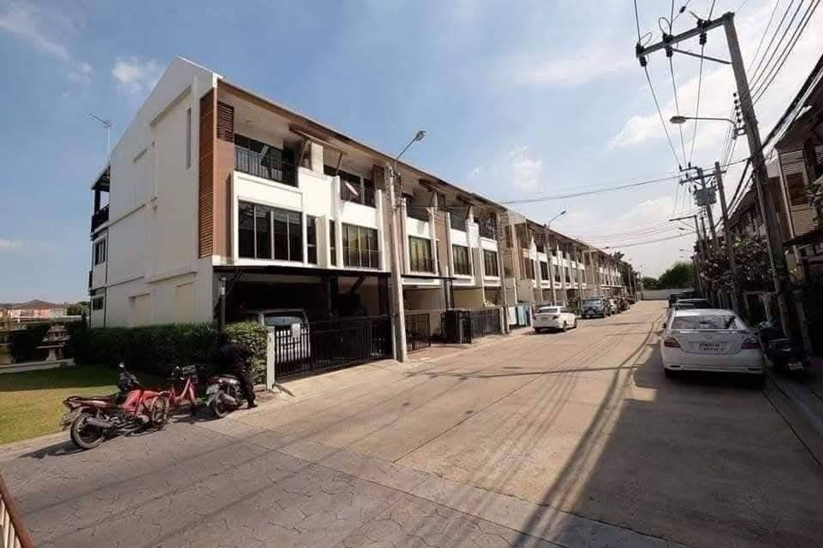 ให้เช่าทาวน์โฮมอ่อนนุช อุดมสุข : ECH250312 ปล่อยเช่า : ทาวน์โฮม The Private Sukhumvit 97/1 ใกล้ BTS บางจาก บ้านสวยพร้อมอยู่