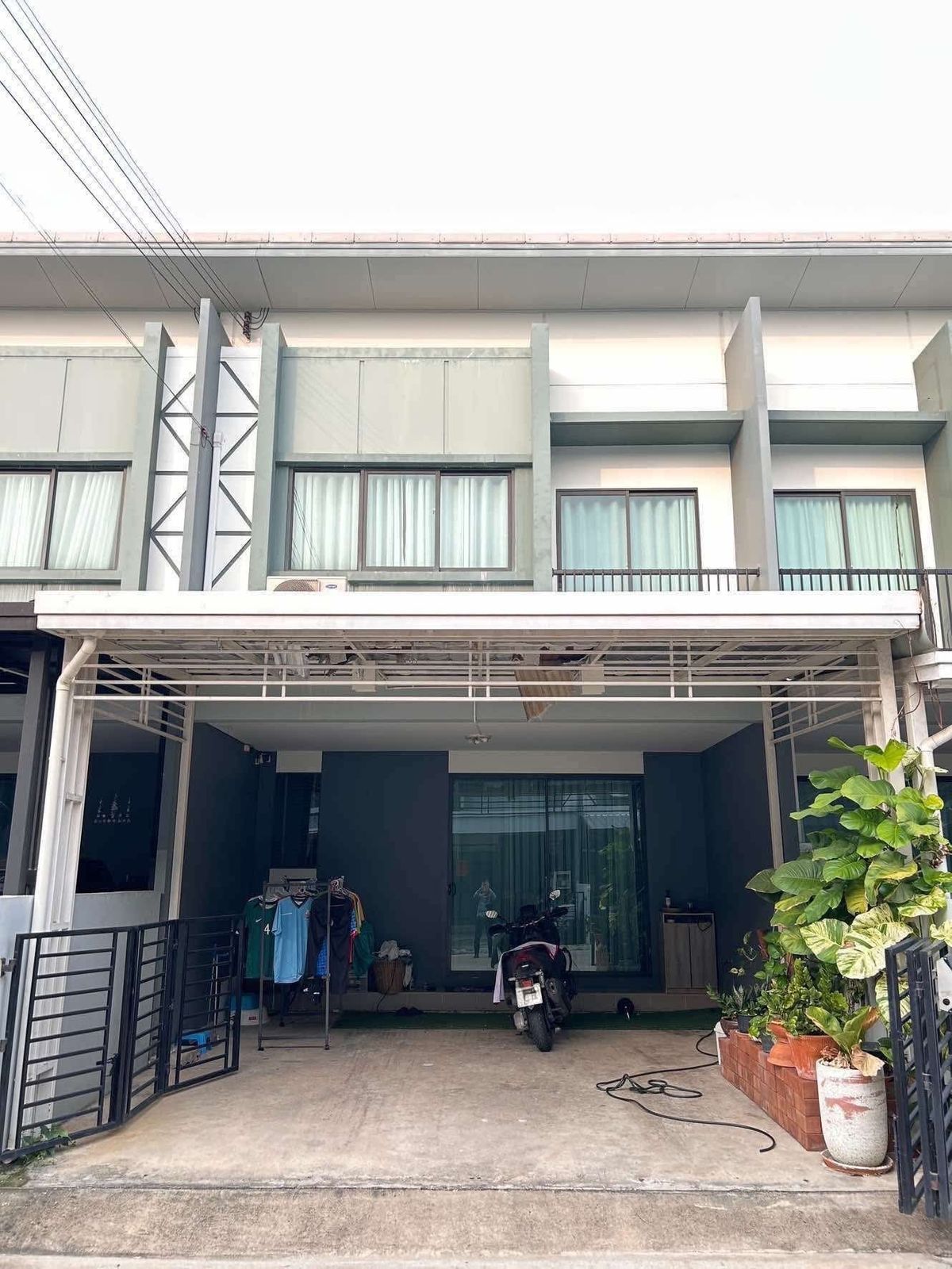 ขายทาวน์โฮมแจ้งวัฒนะ เมืองทอง : สิริ เพลส ติวานนท์ / 3 ห้องนอน (ขาย), Siri Place Tiwanon / 3 Bedrooms (FOR SALE) GOLF124