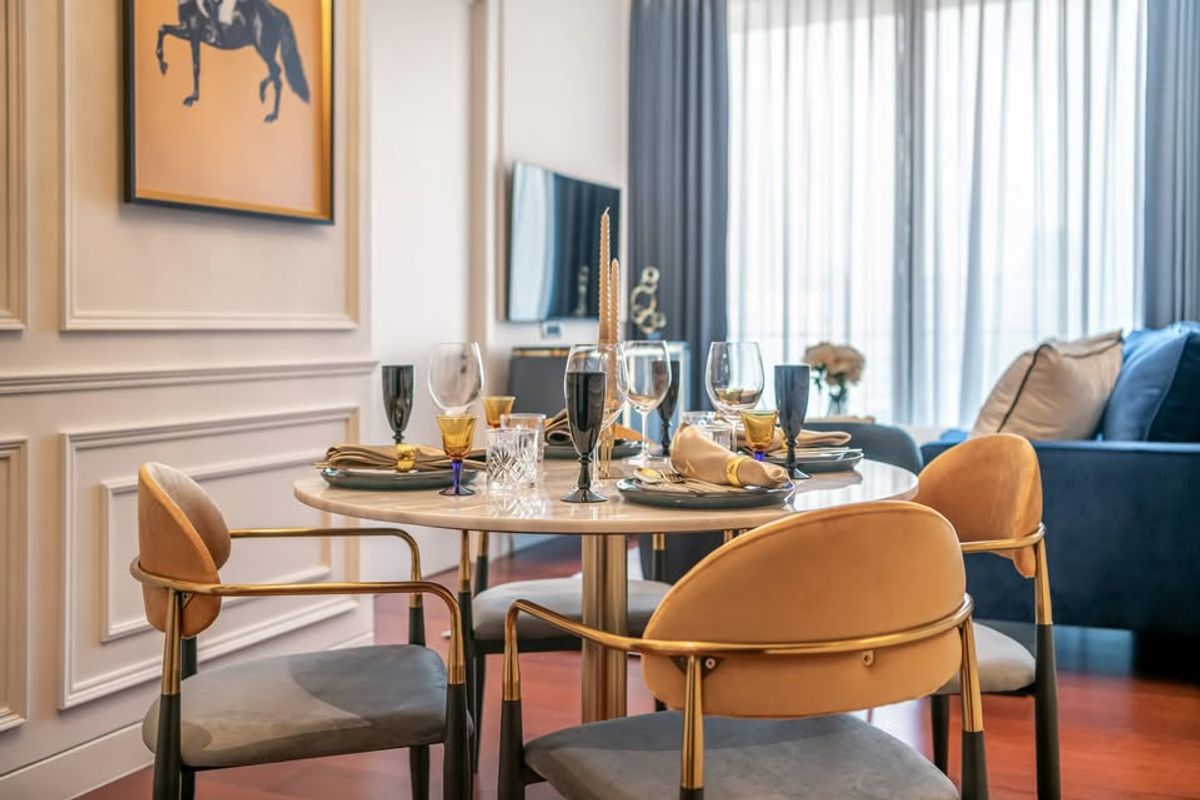 CondoSukhumvit, Asoke, Thonglor : ✨ The best of luxury! Condo KHUN by Yoo Sukhumvit 55 (Thonglor), beautiful room, rewarding with Thonglor view, whole line!  🥂