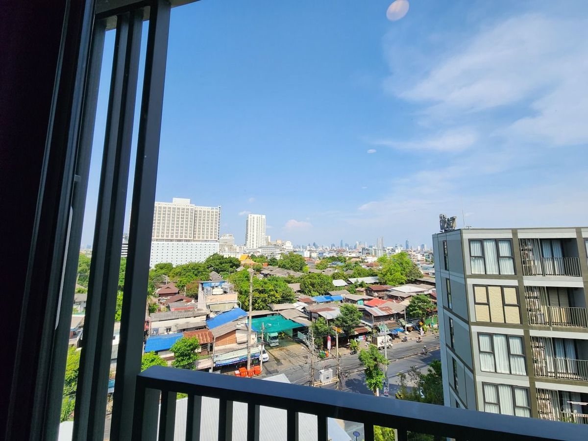 ให้เช่าคอนโดวงเวียนใหญ่ เจริญนคร : **สถานะตามภาพปก!! ว่างแล้ว ให้เช่า The Most อิสรภาพ** ชั้น 8 บนสุด พร้อมอยู่ ใกล้ศิริราช ท่าเรื่อวังหลัง ทิศดีมากๆ ไม่ร้อนครับ