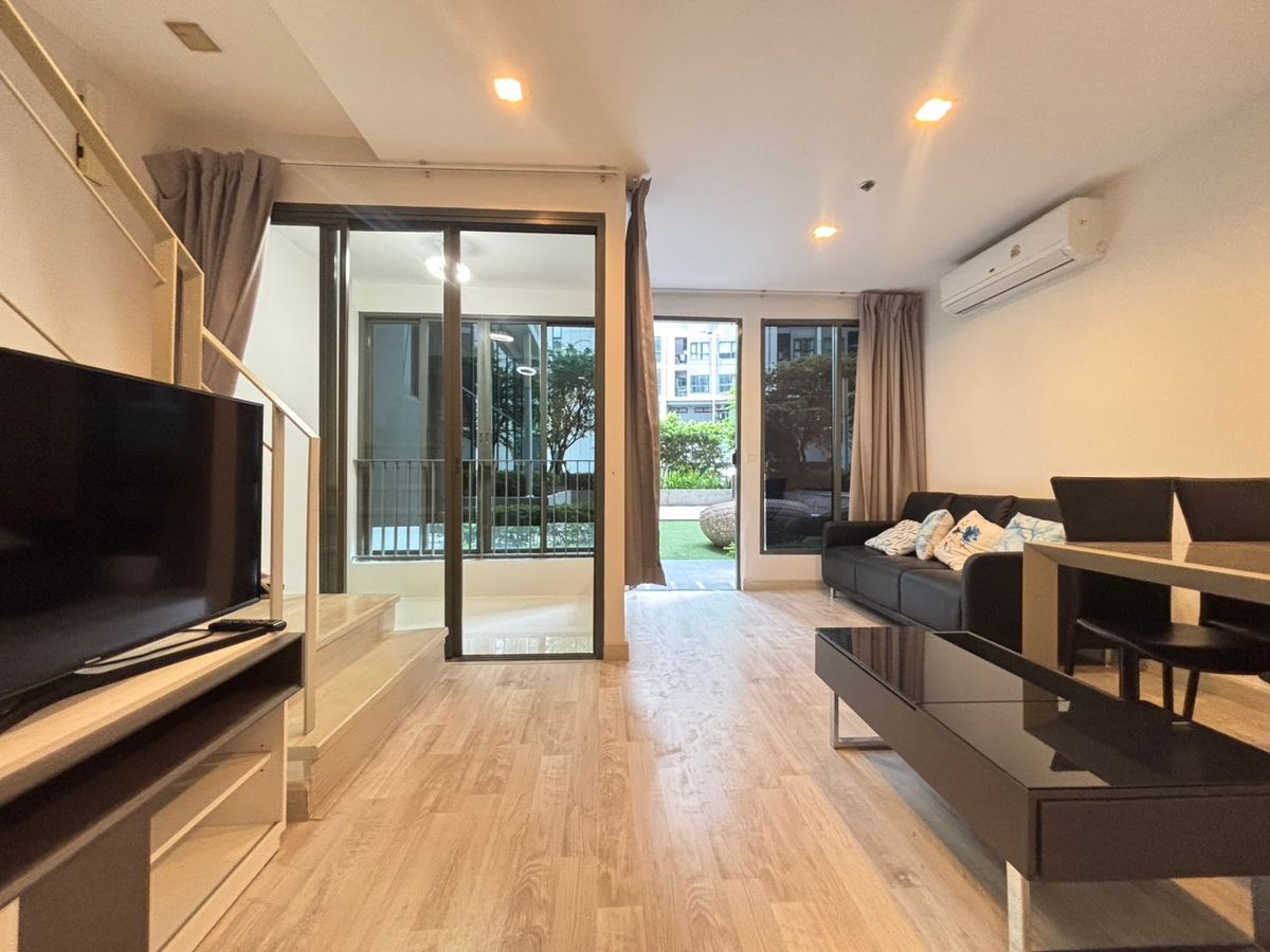 ให้เช่าคอนโดพระราม 9 เพชรบุรีตัดใหม่ RCA : 🏢Duplex condo for rent : Ideo Mobi Rama 9 - ไอดีโอ โมบิ พระราม 9 ((MRT Rama 9)) WL-02 (LINE : @Condo52)