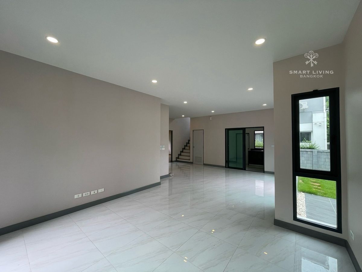 ขายบ้านลาดกระบัง สุวรรณภูมิ : 📢👇 บ้านเดี่ยว หลังมุม เดินทางสะดวก ใกล้ทางด่วน เหมาะสำหรับครอบครัวที่ต้องการความเป็นส่วนตัว