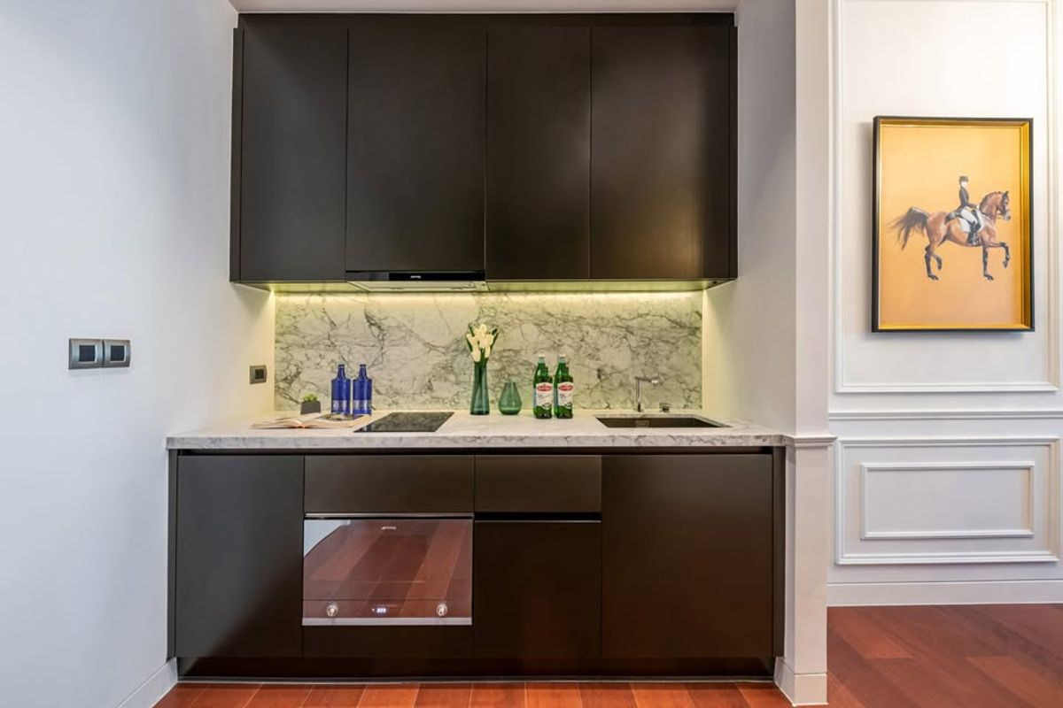 CondoSukhumvit, Asoke, Thonglor : ✨ The best of luxury! Condo KHUN by Yoo Sukhumvit 55 (Thonglor), beautiful room, rewarding with Thonglor view, whole line!  🥂